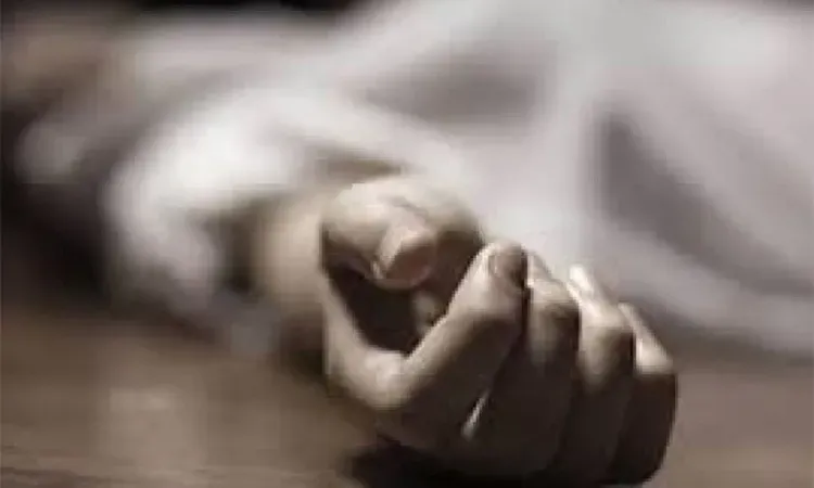 Woman Dies From Heatstroke While Fetching Fuel in Narail