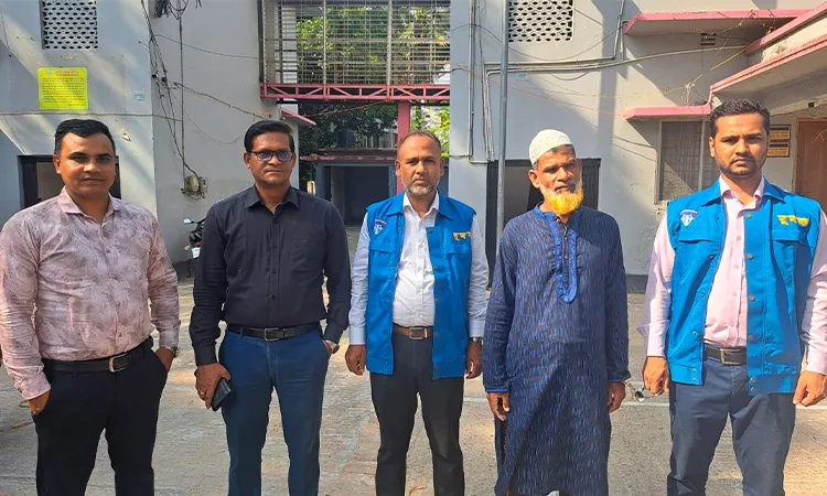 Abdur Razzak son of Abu Pramanik arrested by ACC in Pabna.