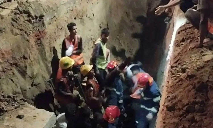 The deceased have been identified as Rakib and Sowkhon the latter hailing from Dinajpur.