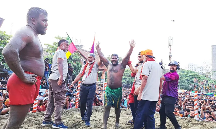 Comilla's Bagha Sharif secured his fourth consecutive championship defeating Rashed Boli in a 24-minute final.