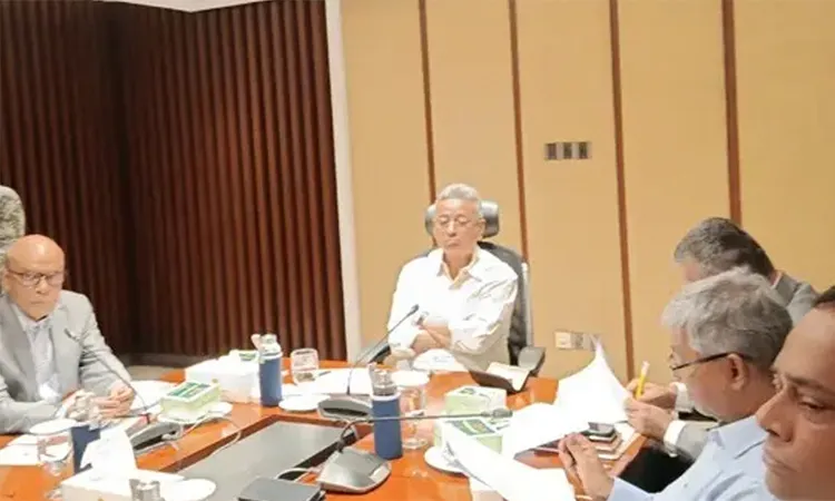 The minister criticized past patronage politics for concentrating wealth.