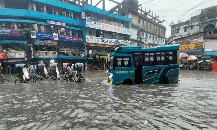 Chattogram recorded 51mm of rain in three hours. Key areas like Prabartak and Muradpur faced waist-deep water.