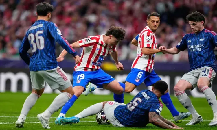Arsenal and Atletico Madrid played out a 1-1 draw in their Champions League semifinal first leg.