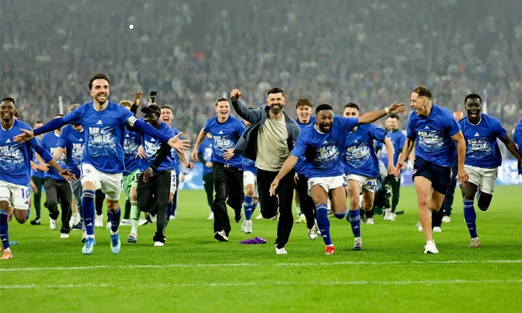 Schalke have 67 points, 10 points clear of Hannover with 3 games remaining, mathematically securing a top-two finish.