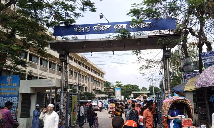 Two journalists were barred from the Casualty ward at approximately 2:00 PM on May 3, 2026.