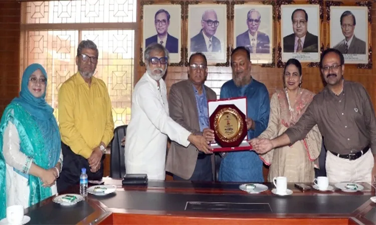 Rashidul Gani served at Bangladesh Open University for over 30 years an emotional farewell for him.