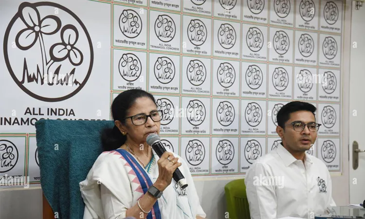 Mamata Banerjee on press briefings from Kalighat.