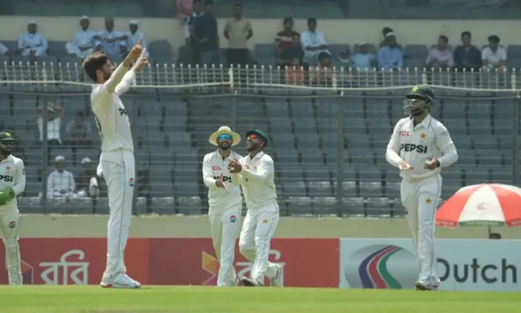 Shaheen Afridi removed Mahmudul Hasan Joy early as both teams field three seamers.