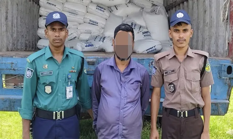 Police arrested a driver and two accomplices across Narayanganj and Gazipur.