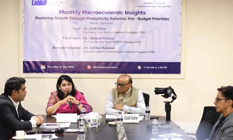 “The economy now stands at a crossroads,” said Zaidi Sattar.