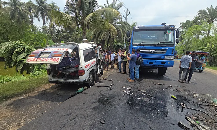 5 Killed as Overtaking BRTC Bus Crashes Head-On into Ambulance in Faridpur