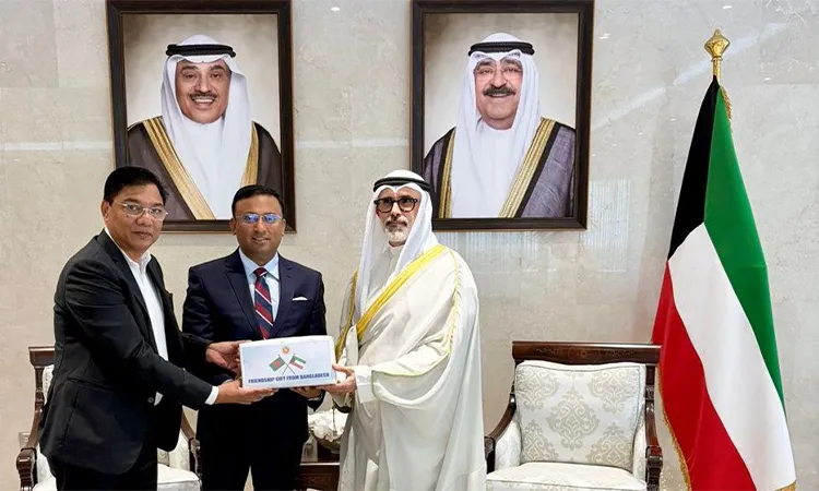Bangladesh Sends 240 Tons of Emergency Food Aid to Kuwait
