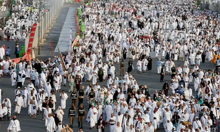 The first return Hajj flight departed Saudi Arabia for Dhaka early Friday.