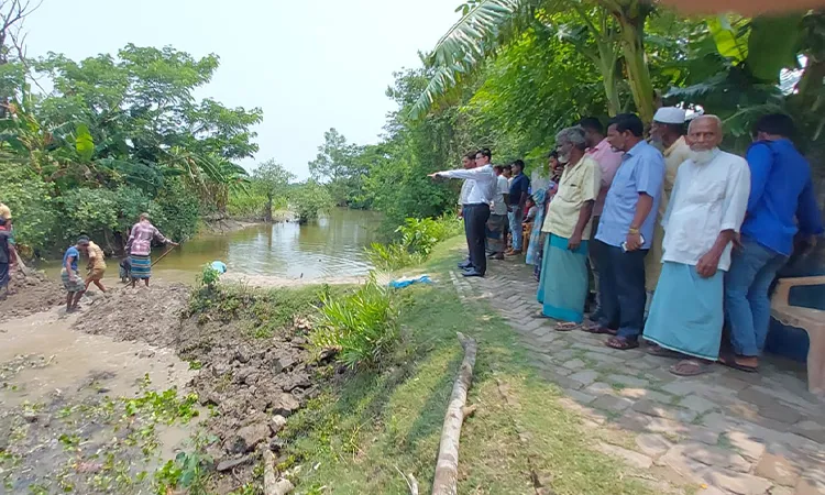 Dams removed in Morelganj, freeing 5 villages from decade-long waterlogging