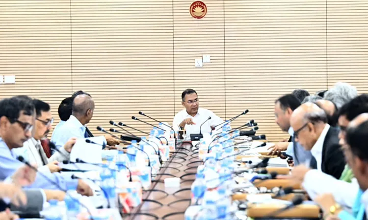 PM Tarique Rahman Chairs Ongoing ECNEC Meeting