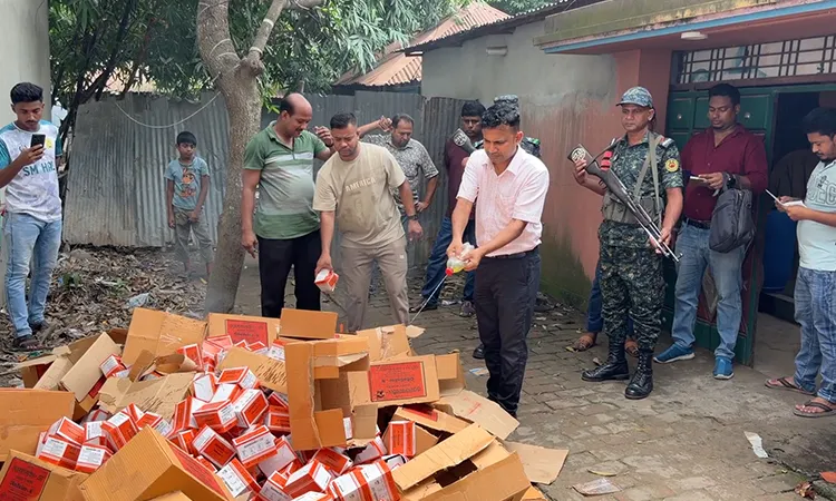 Pabna: Two Illegal Saline Factories Fined, One Sealed