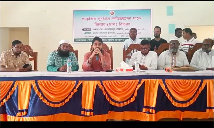 GR Rice Distributed to 600 Porsha Families in Naogaon