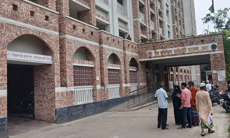 Woman Consumes Poison in Bhola Court Over Dowry Case