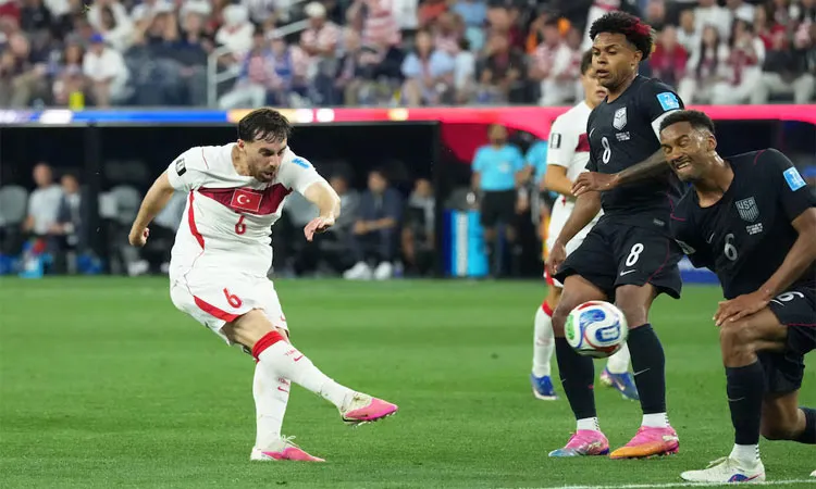 Turkey Beat United States 3-2 with Last-Gasp Goal