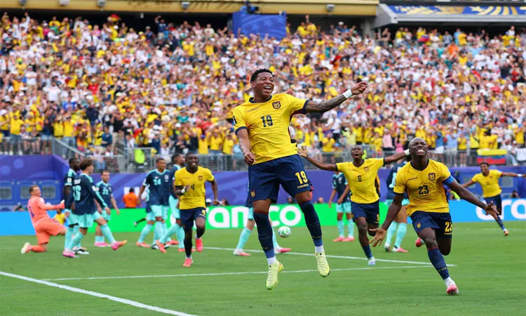Ecuador Beats Germany 2-1 and Spot in the Round of 32
