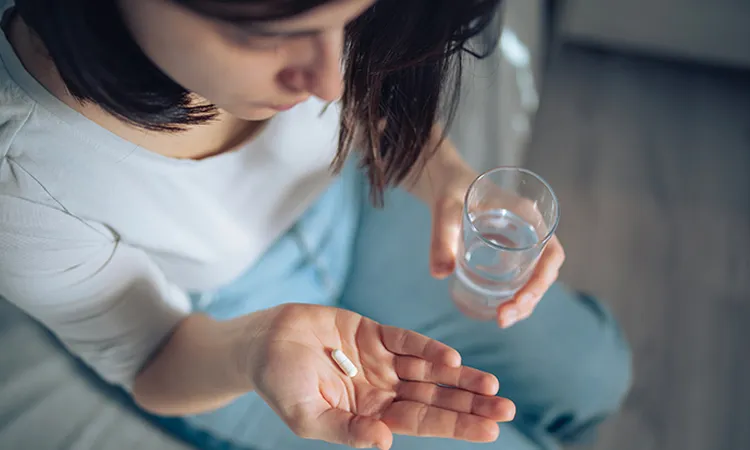 Long-Term Antidepressant Use: Risks & Effectiveness