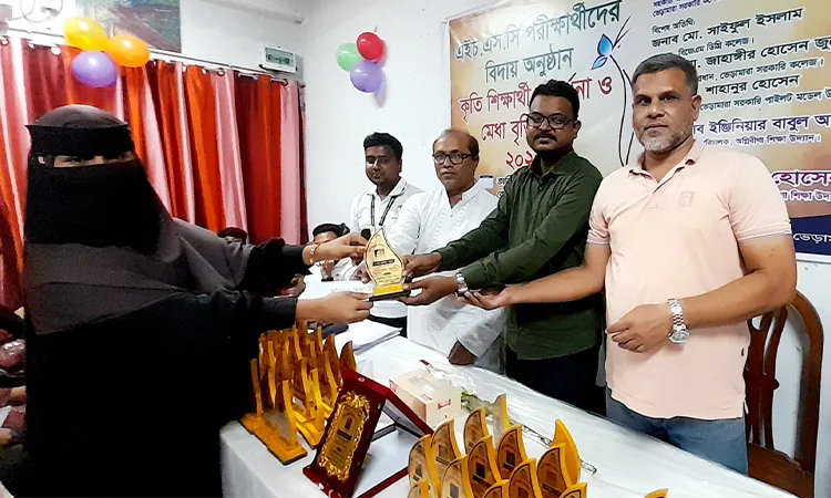 Agniveena Education Park Hosts HSC Farewell & Scholarships