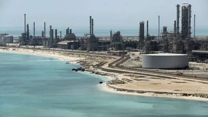 14 dead After Saudi Aramco Helicopter Crashes in Eastern Saudi Arabia