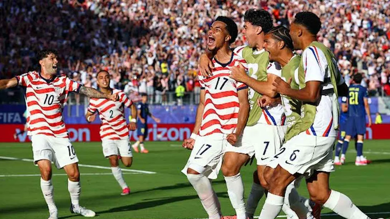 USA Defeats Bosnia 2-0 to Reach World Cup Round of 16