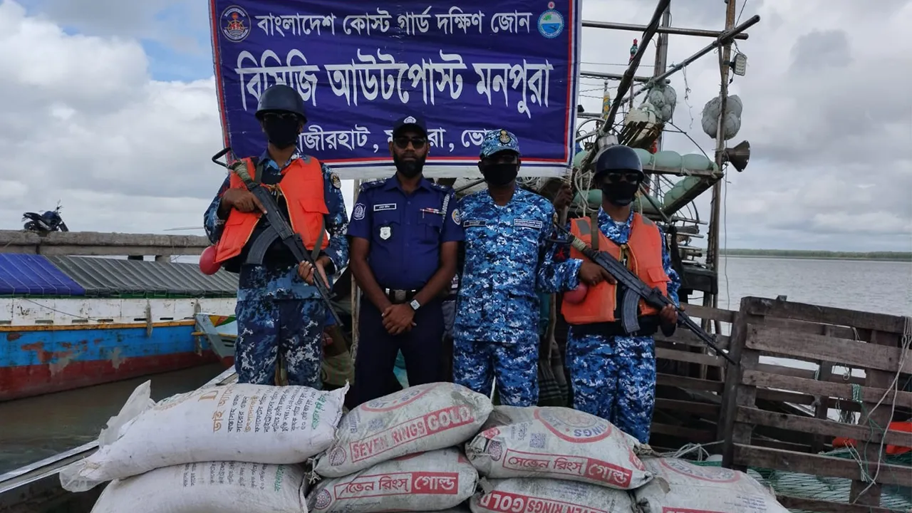 Joint Operation Foils Smuggling Bid to Myanmar One Arrested in Bhola