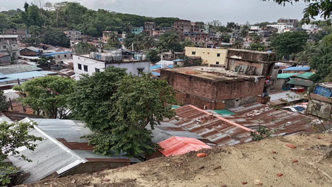 Chittagong Landslide Threat: Evacuations Underway