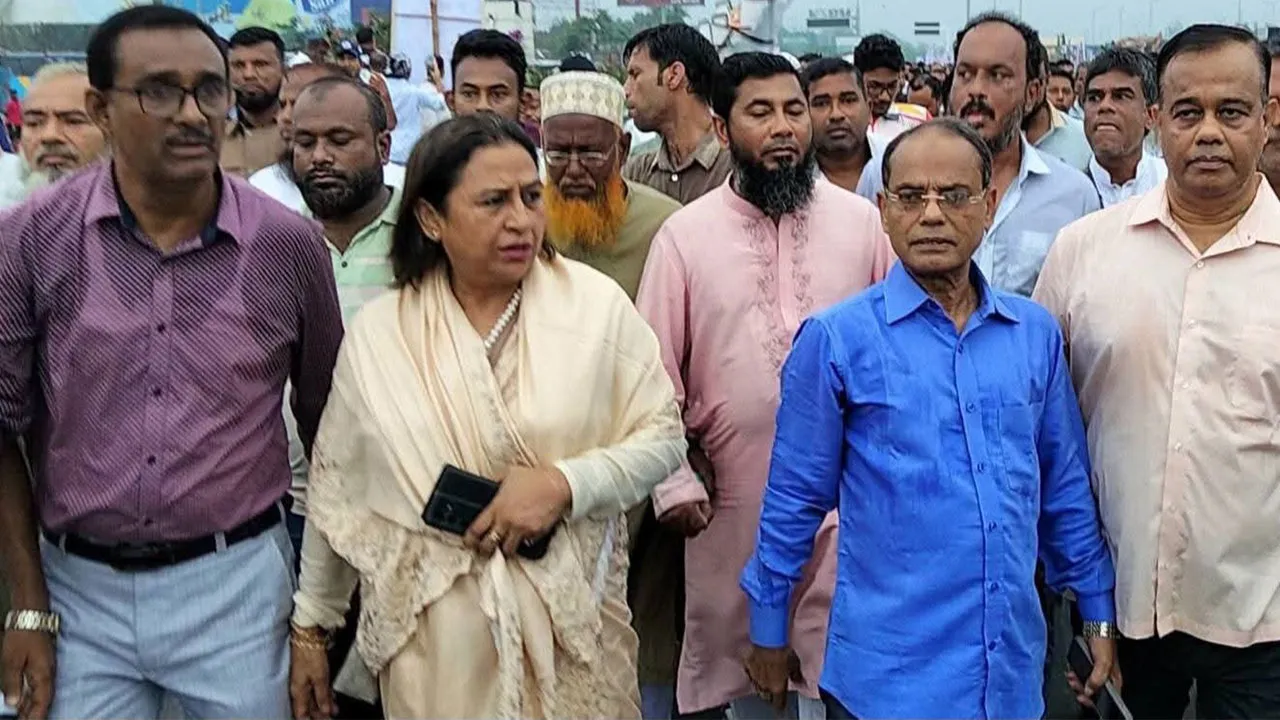 PM Tarique Rahman Heads to Barisal via Padma Bridge