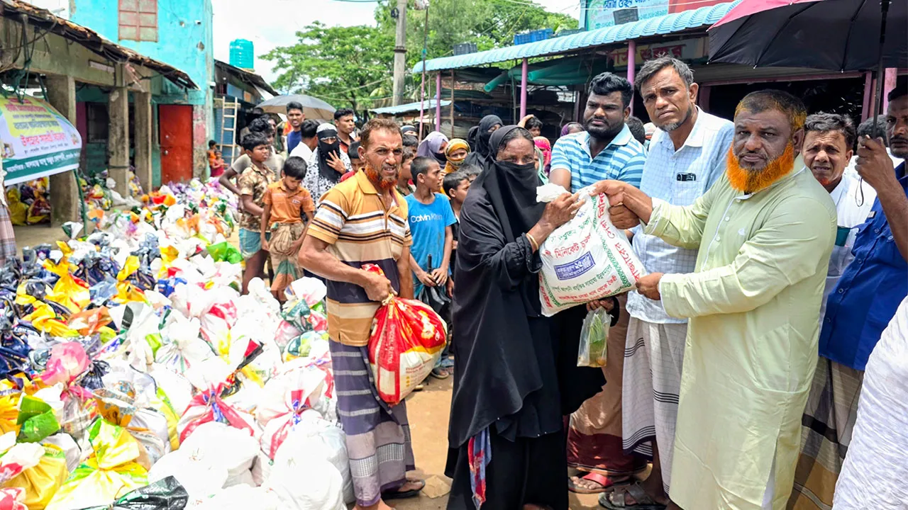 Anwar Foundation Aids 1,500 Banshkhali Flood Victims