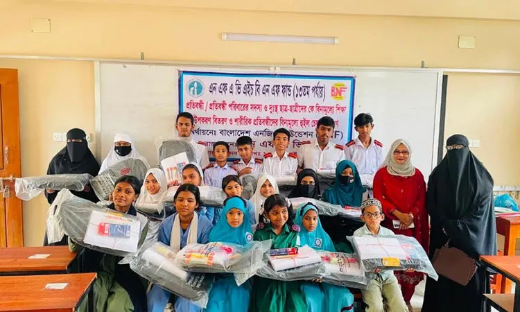 NFAVH Distributes Aid to Disabled & Students in Tongi