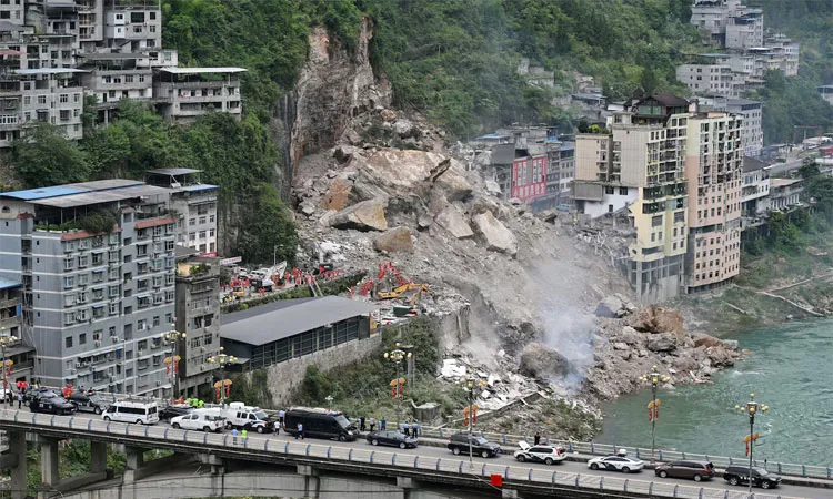 An earthquake of magnitude 7.3 struck Puerto Madero in Mexico on Friday.