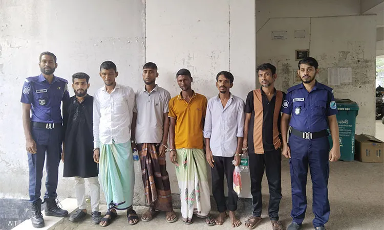 Police arrested six suspected drug dealers during an anti-drug drive in Daulatkhan, Bhola.