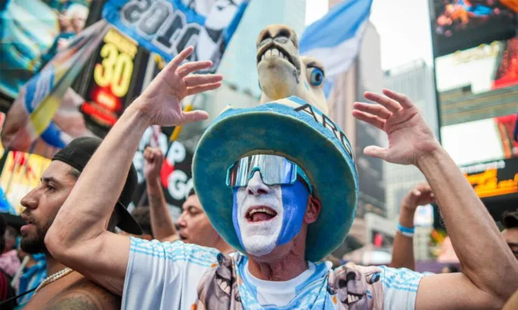 Argentine and Spanish Fans Fill New York for the 2026 World Cup Final