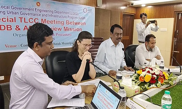 Chhatak Municipality Administrator and Upazila Nirbahi Officer (UNO) Md. Mohiuddin were presided over at the event.