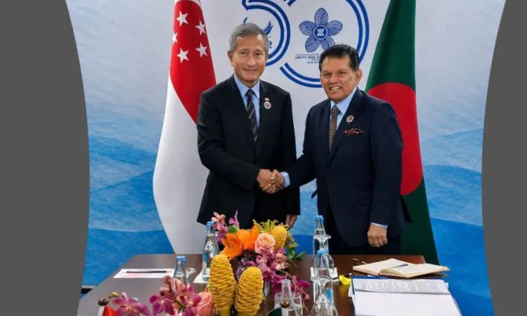 Bangladesh & Singapore Agree to Deepen Ties at ASEAN