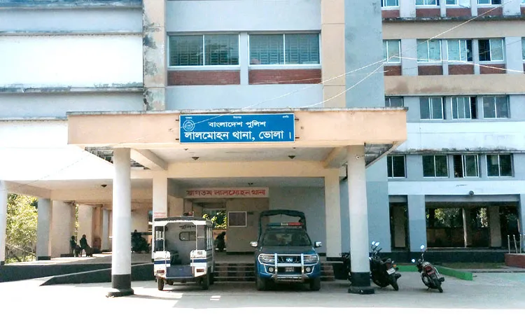 Lalmohan Police Station Officer-in-Charge (OC) Md. Aliul Islam confirmed the incident.
