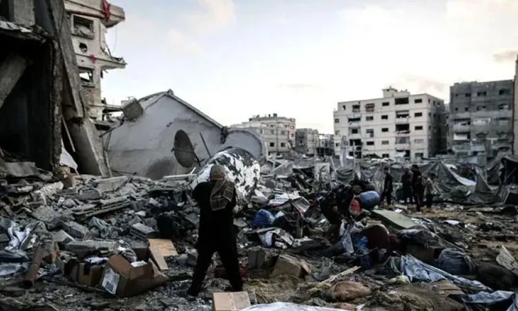 Hamas Agrees to Disarmament and Israeli Withdrawal Deal