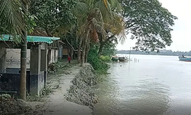 Severe River Erosion Threatens Jhalakathi Villages