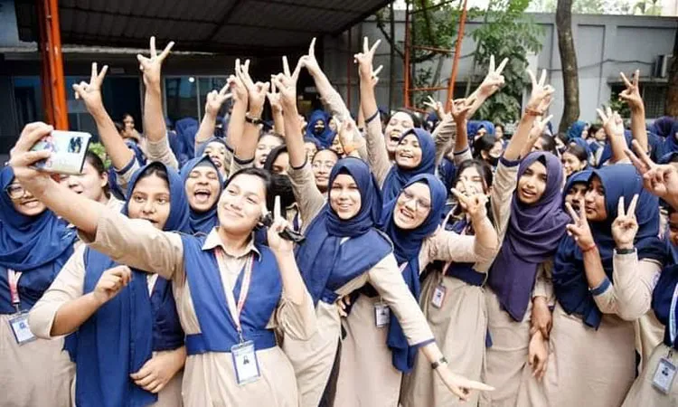 SSC Results in Phulbari: Overall Pass Rate 54.16%, Highest 83.10%, Lowest 4.17%