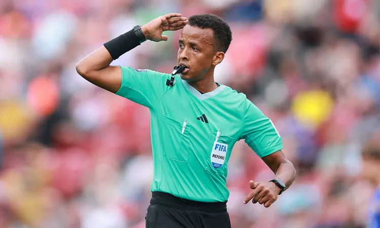 Somali referee Omar Artan