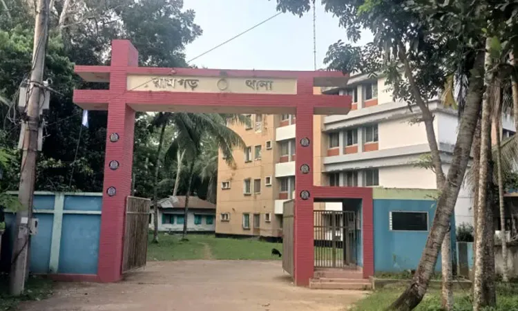 Police recovered the body of a 20-year-old mason at his home in Ramgarh, Khagrachari.
