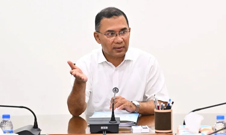 Government Plans Feasibility Study on Female Stipends and School Meals