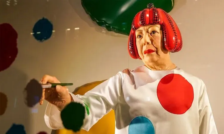 Japanese artist Yayoi Kusama dies at 97
