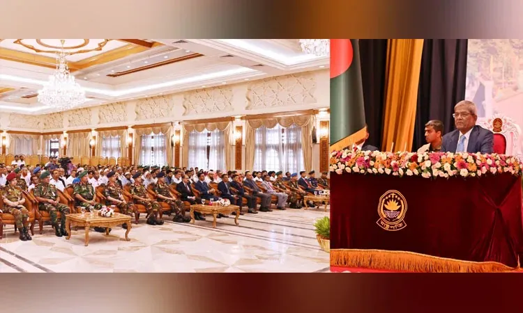 President Mirza Fakhrul Islam Alamgir today spoke at the Durbar Hall of Bangabhaban in the capital. Photo:PID