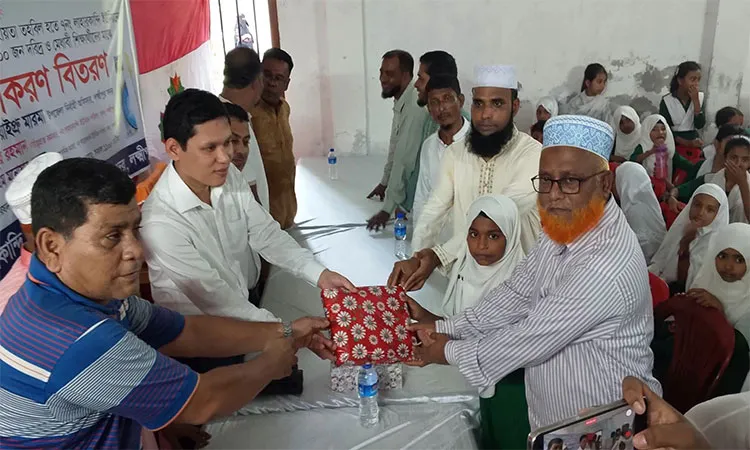 The Laharkandi Union Parishad in Laxmipur distributed School Supplies to 200 Poor Students.