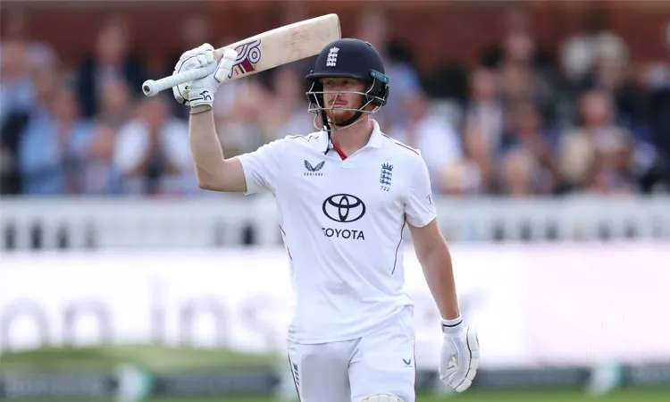 Jordan Cox reached his second fifty in Tests