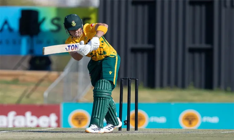 Dewald Brevis hits a 75 from just 32 balls